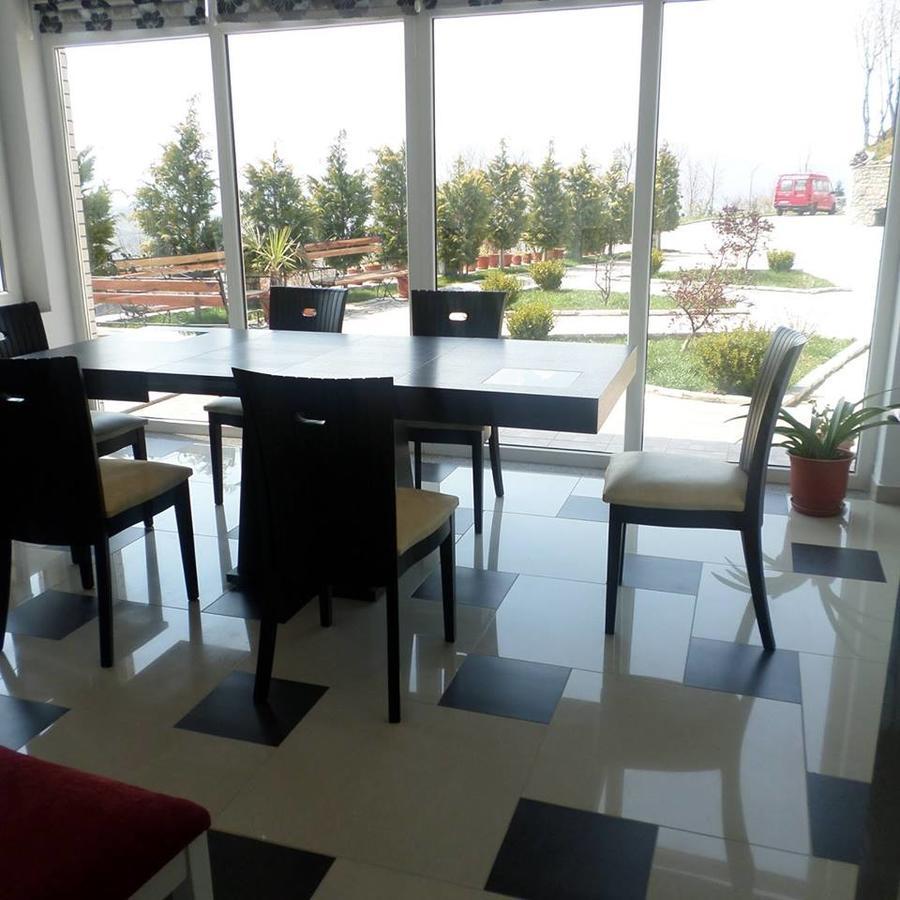 Hotel Natyra E Qete Peshkopi Zewnętrze zdjęcie